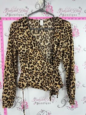 H&M long sleeve blouse tie up Leopard Print Wrap Blouse in Tan and Black